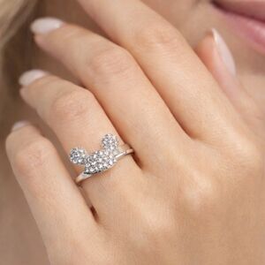 Disney Parks Mickey Mouse Swarovski Crystal Ring Size 6 Silver Tone Pavé Ears